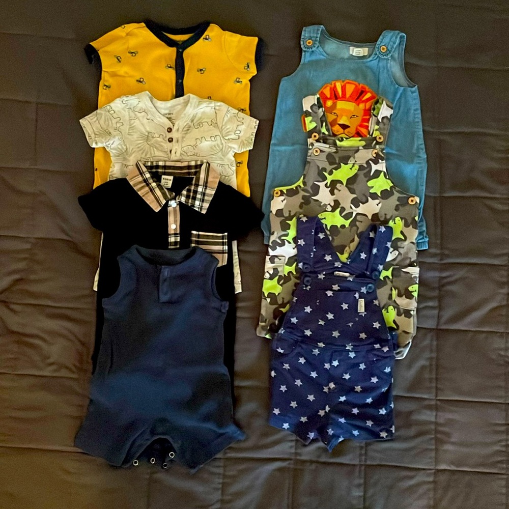 6x9 month jumpers and overalls, great condition